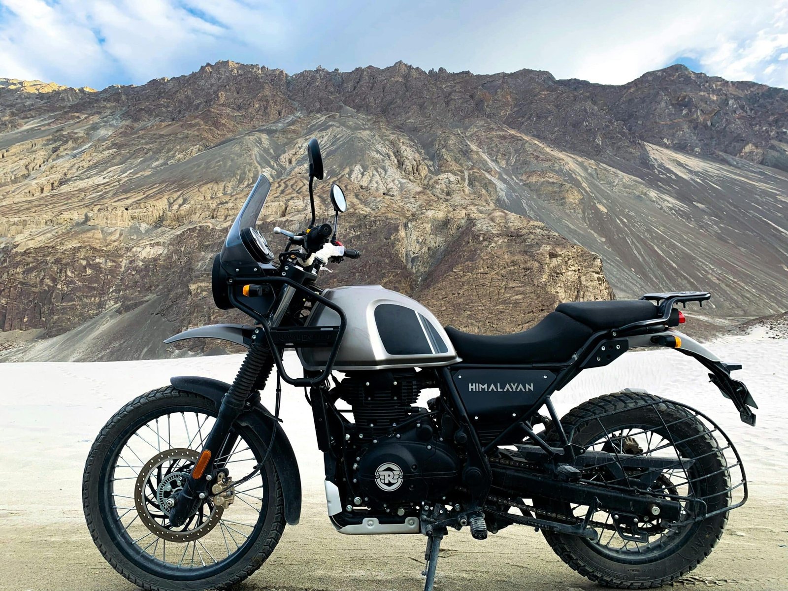 Royal Enfield Himalayan In Kashmir Bike Rental Services